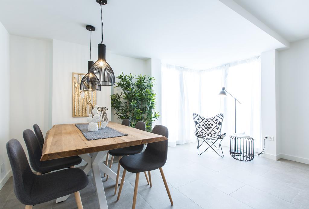 The Lucky Flats - Luceros Apartment อาลิกันเต ภายนอก รูปภาพ