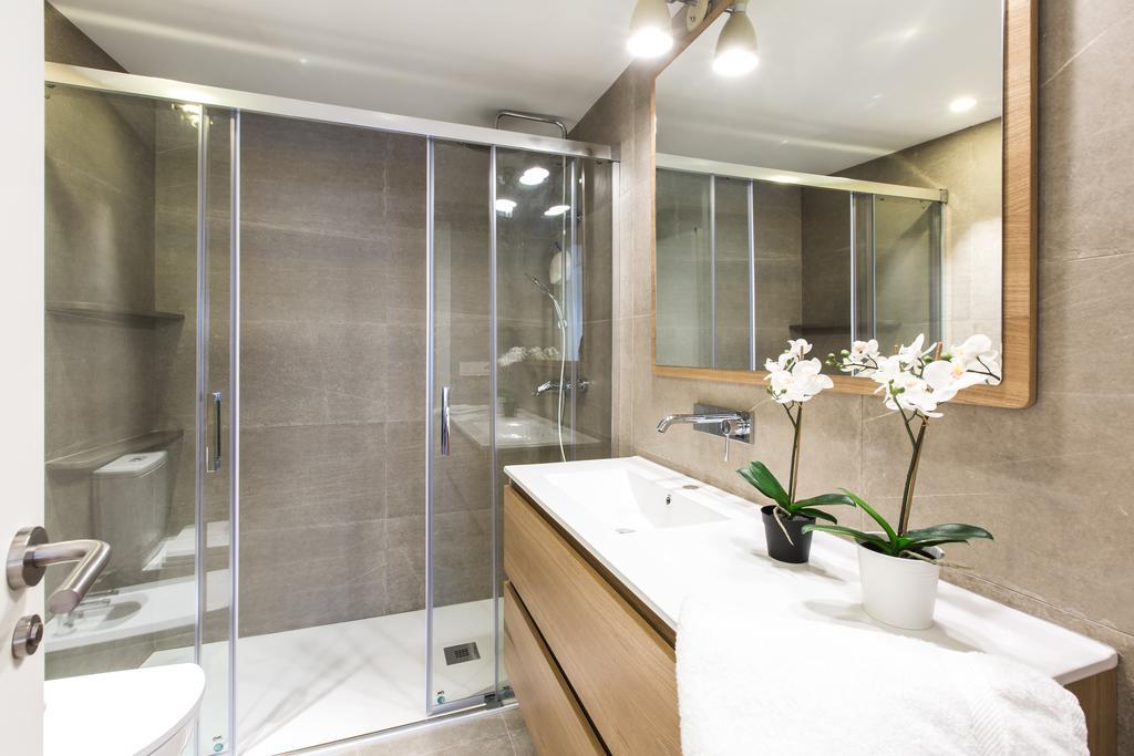 The Lucky Flats - Luceros Apartment อาลิกันเต ภายนอก รูปภาพ