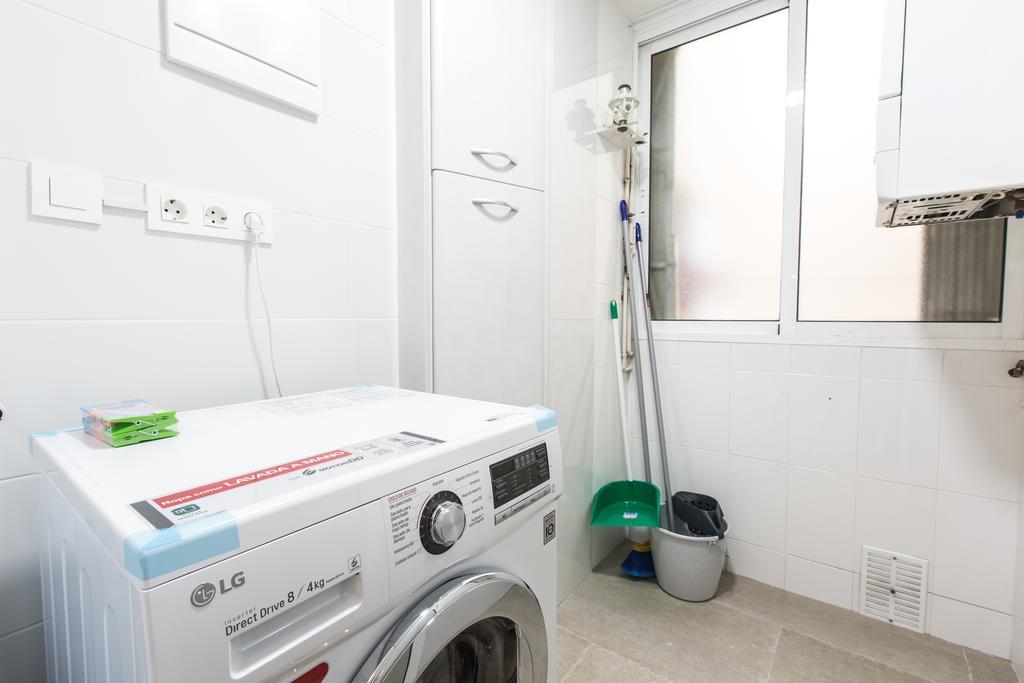 The Lucky Flats - Luceros Apartment อาลิกันเต ภายนอก รูปภาพ